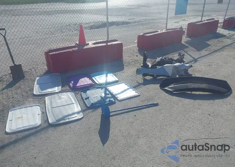 2018 Toyota Corolla Le из США, поврежденный, VIN 2T1BURHE8JC986015